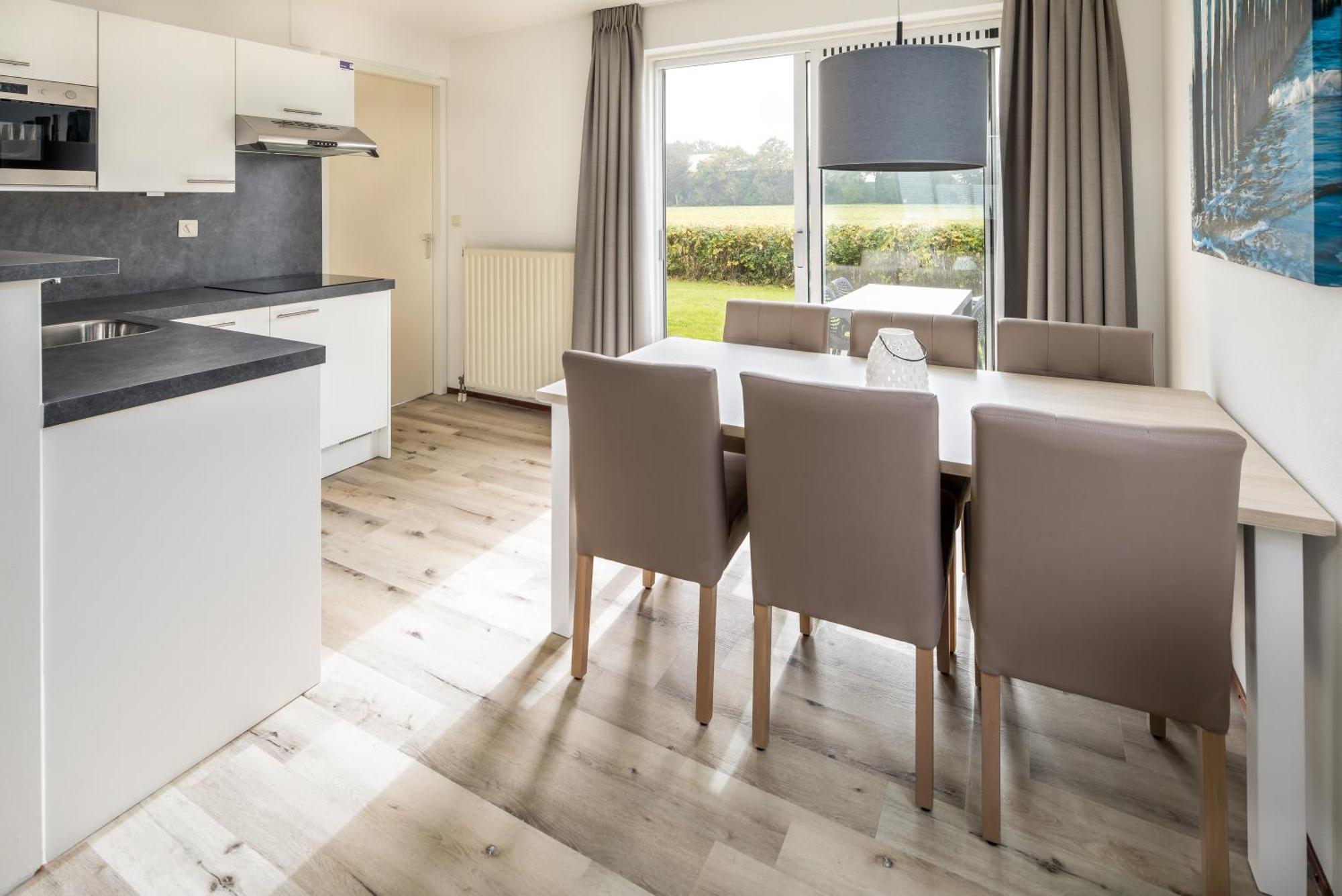 Summio Zeeland Village Scharendijke Zimmer foto
