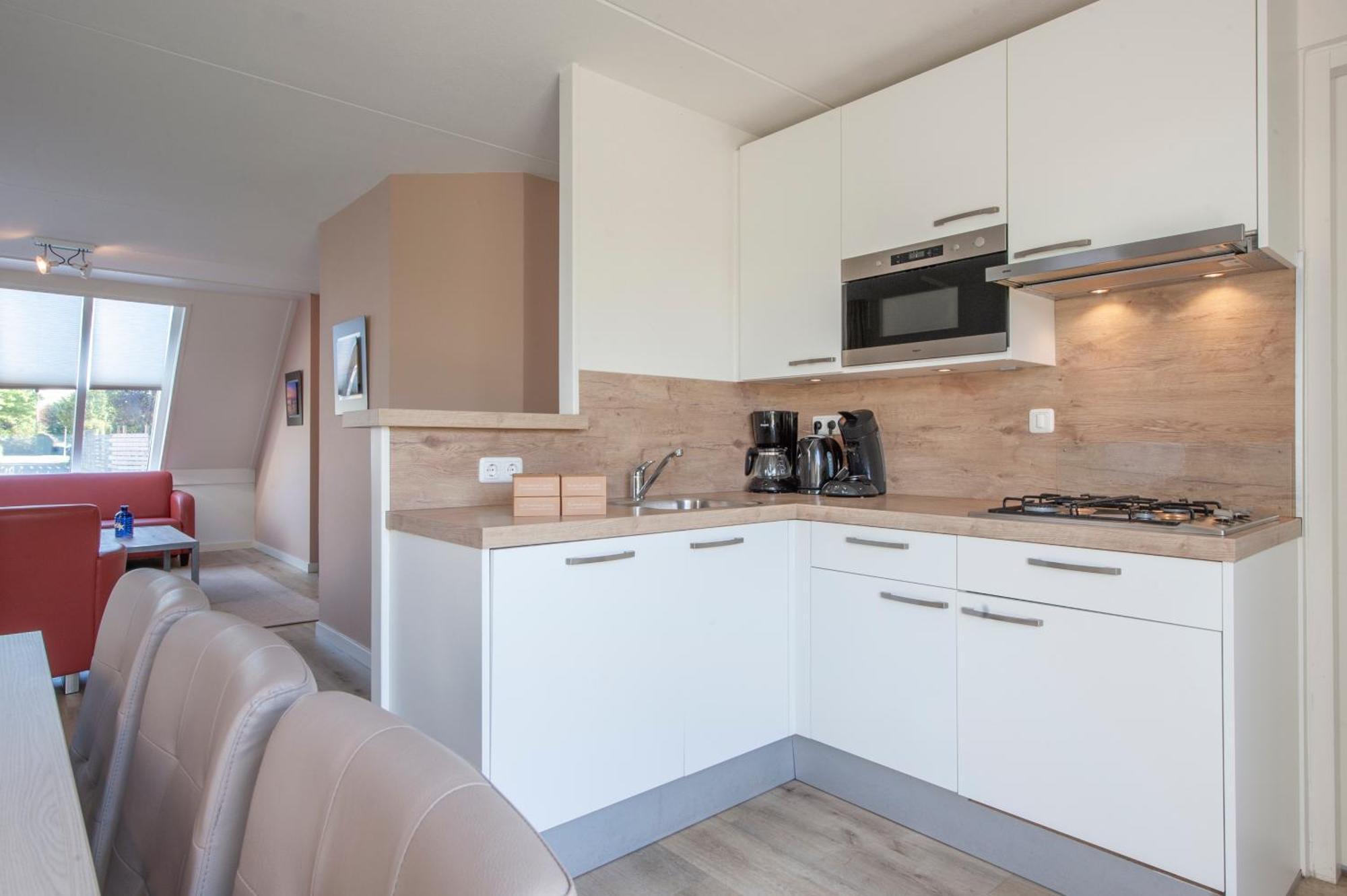 Summio Zeeland Village Scharendijke Zimmer foto